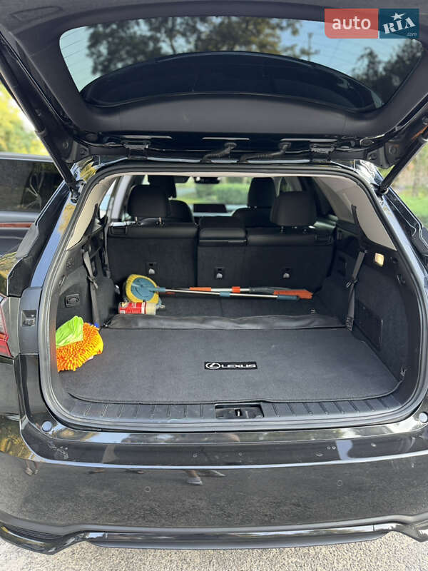 Внедорожник / Кроссовер Lexus RX 2018 в Днепре