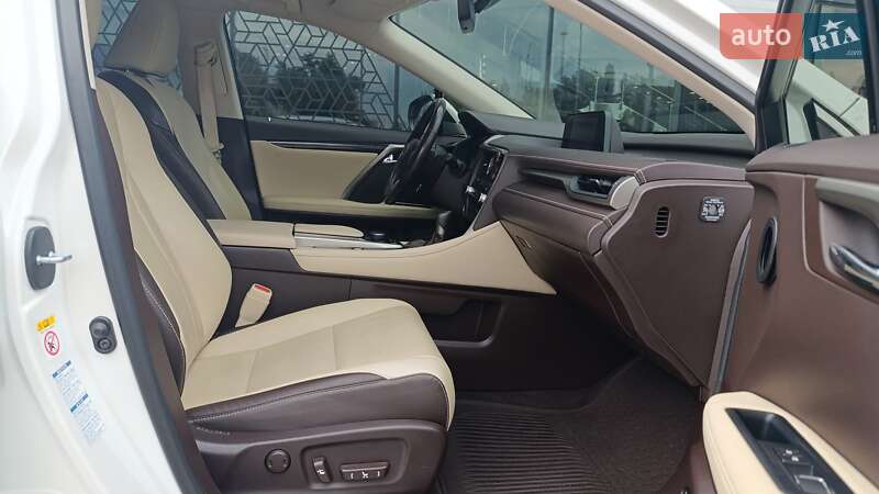 Внедорожник / Кроссовер Lexus RX 2016 в Киеве