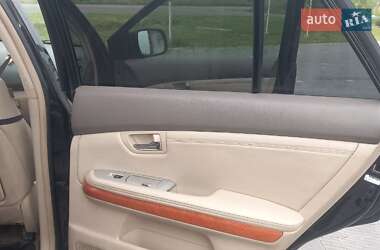 Внедорожник / Кроссовер Lexus RX 2003 в 