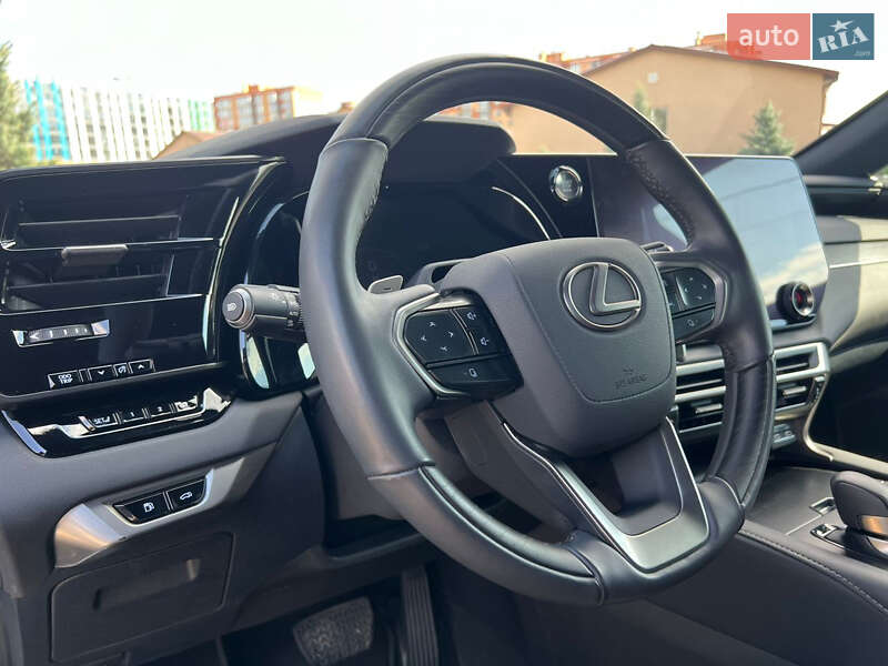Позашляховик / Кросовер Lexus RX 2023 в Дніпрі фото 58 Позашляховик / Кросовер Lexus RX 2023 в Дніпрі