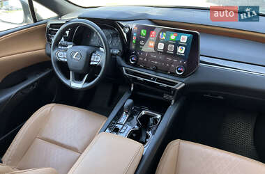 Внедорожник / Кроссовер Lexus RX 2023 в 