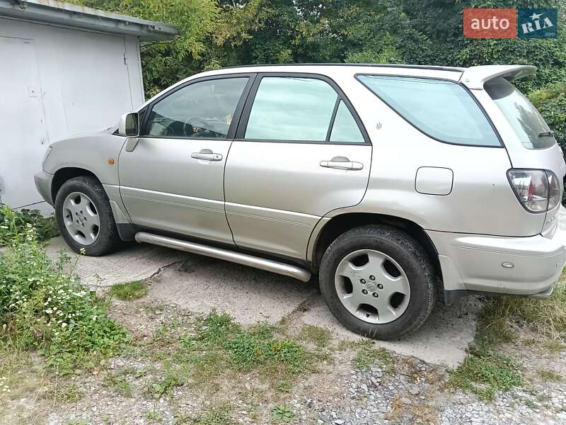 Lexus RX 2002