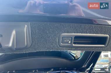 Внедорожник / Кроссовер Lexus RX 2018 в 