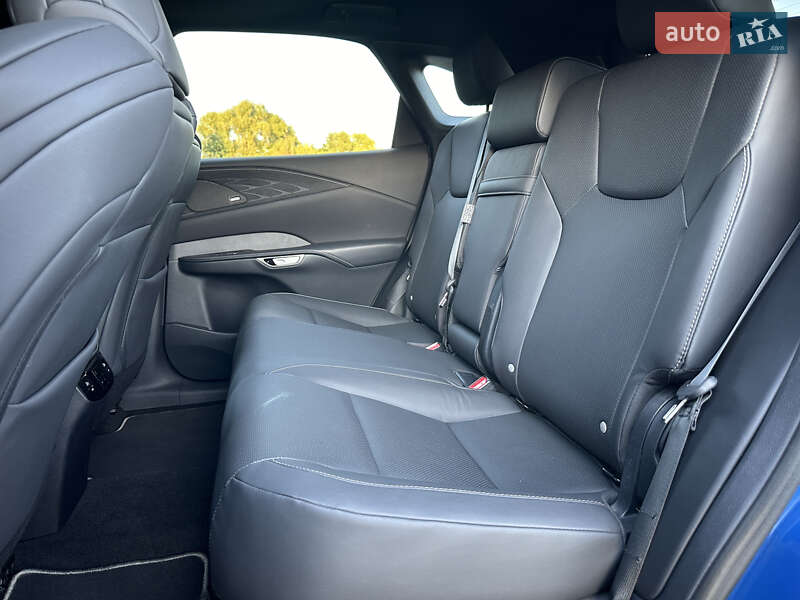 Внедорожник / Кроссовер Lexus RX 2023 в Днепре