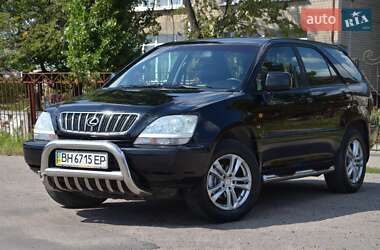 Внедорожник / Кроссовер Lexus RX 2000 в 