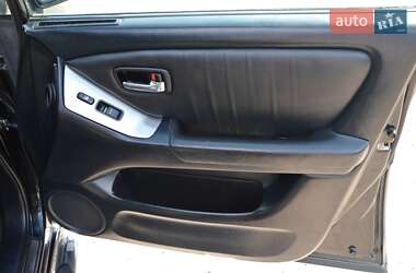 Внедорожник / Кроссовер Lexus RX 2000 в 