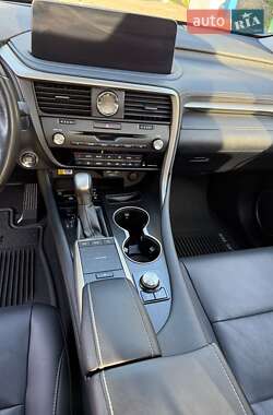 Внедорожник / Кроссовер Lexus RX 2021 в 
