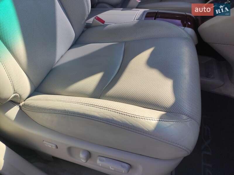 Внедорожник / Кроссовер Lexus RX 2004 в Киеве