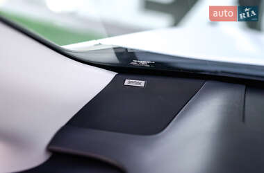 Внедорожник / Кроссовер Lexus RX 2020 в 