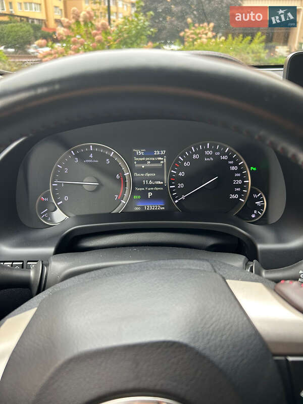 Позашляховик / Кросовер Lexus RX 2017 в Києві