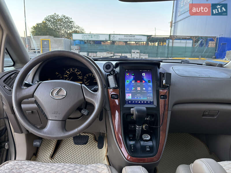 Внедорожник / Кроссовер Lexus RX 1999 в Одессе
