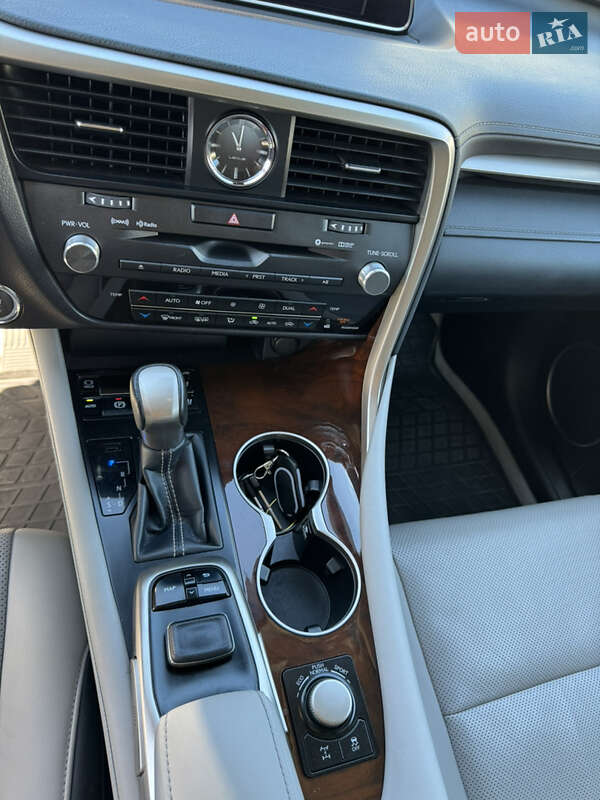 Внедорожник / Кроссовер Lexus RX 2018 в Одессе
