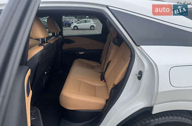 Внедорожник / Кроссовер Lexus RX 2024 в 