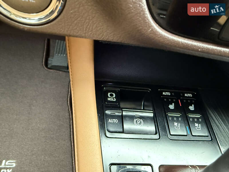 Внедорожник / Кроссовер Lexus RX 2017 в Ирпене