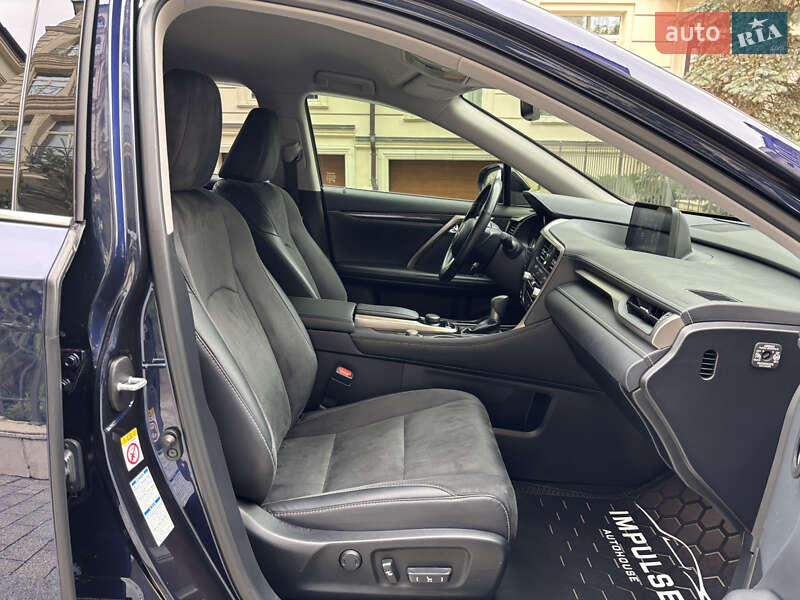 Позашляховик / Кросовер Lexus RX 2018 в Києві