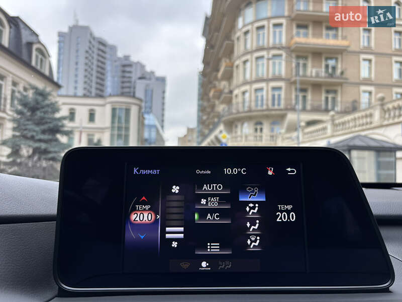 Позашляховик / Кросовер Lexus RX 2018 в Києві