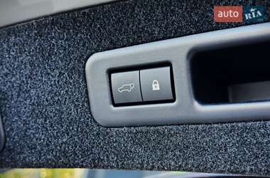 Внедорожник / Кроссовер Lexus RX 2021 в 