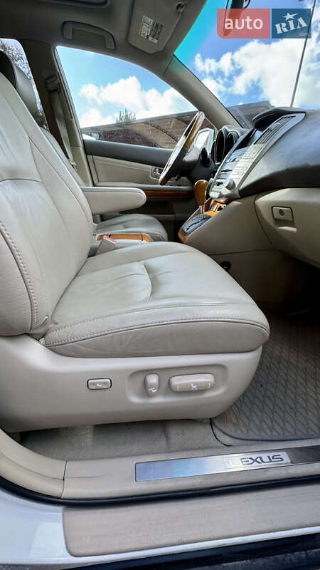 Позашляховик / Кросовер Lexus RX 2009 в Києві