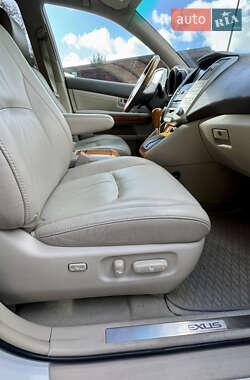 Внедорожник / Кроссовер Lexus RX 2009 в 