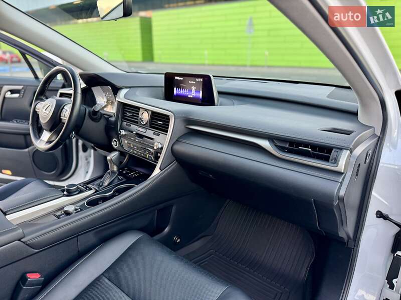 Внедорожник / Кроссовер Lexus RX 2016 в Киеве