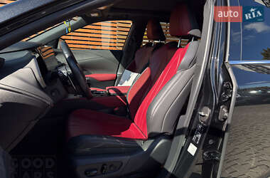 Внедорожник / Кроссовер Lexus RX 2022 в 