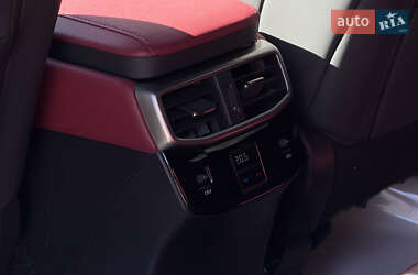 Внедорожник / Кроссовер Lexus RX 2022 в 