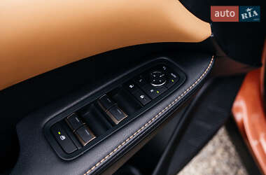 Внедорожник / Кроссовер Lexus RX 2024 в 