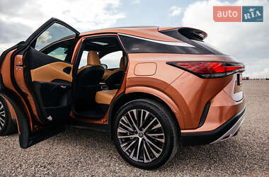 Внедорожник / Кроссовер Lexus RX 2024 в 