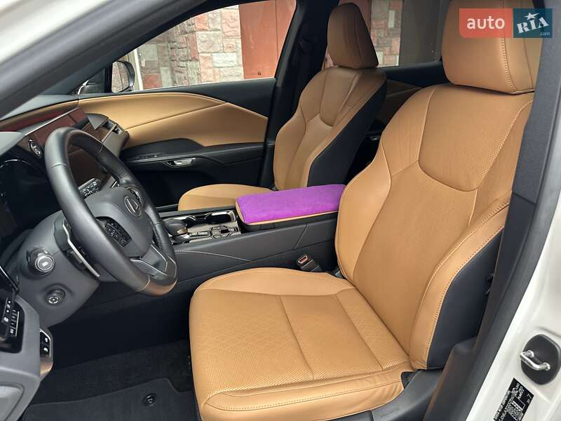 Внедорожник / Кроссовер Lexus RX 2023 в Киеве фото 31 Внедорожник / Кроссовер Lexus RX 2023 в Киеве