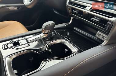 Позашляховик / Кросовер Lexus RX 2023 в  фото 41 Позашляховик / Кросовер Lexus RX 2023 в