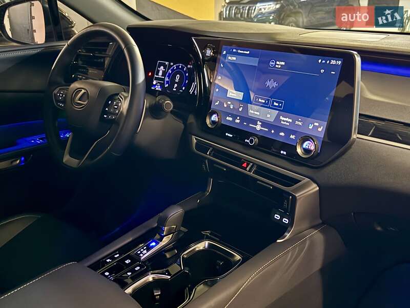 Позашляховик / Кросовер Lexus RX 2024 в Києві