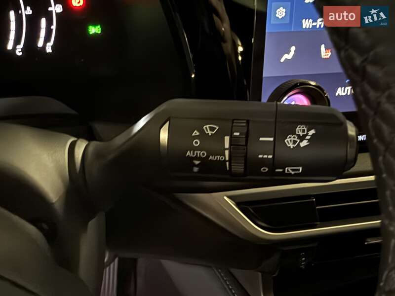 Позашляховик / Кросовер Lexus RX 2024 в Києві