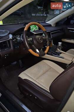 Внедорожник / Кроссовер Lexus RX 2017 в 