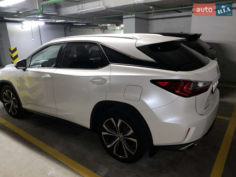 Внедорожник / Кроссовер Lexus RX 2016 в Киеве