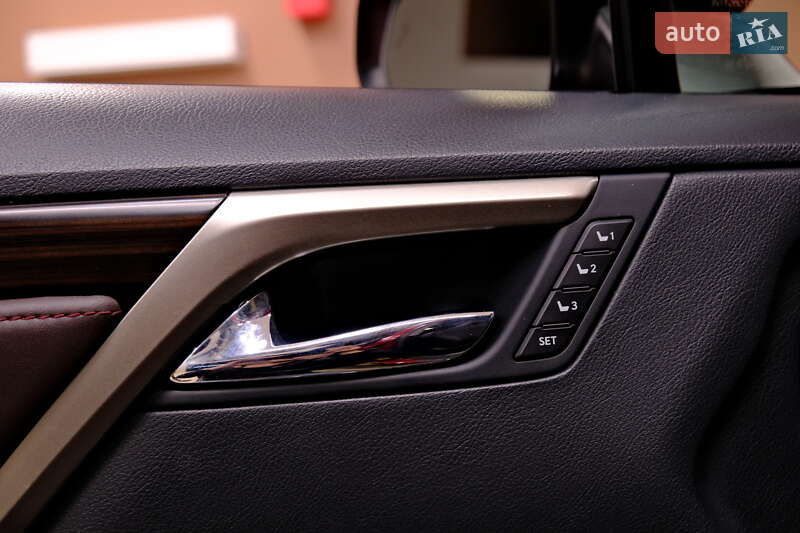 Внедорожник / Кроссовер Lexus RX 2019 в Одессе фото 22 Внедорожник / Кроссовер Lexus RX 2019 в Одессе