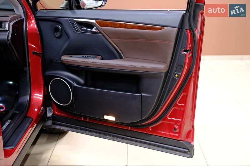 Внедорожник / Кроссовер Lexus RX 2019 в Одессе фото 49 Внедорожник / Кроссовер Lexus RX 2019 в Одессе