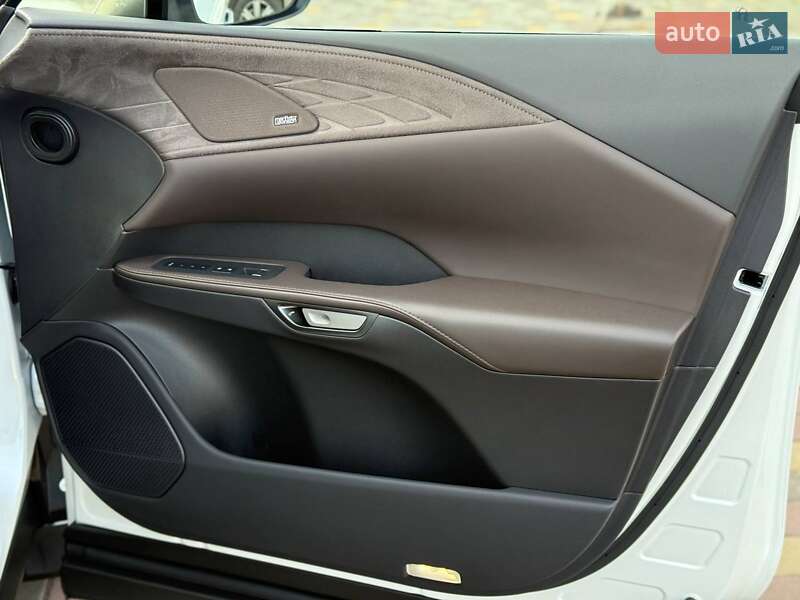 Внедорожник / Кроссовер Lexus RX 2023 в Киеве