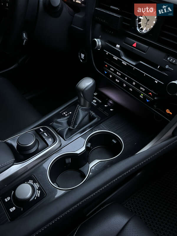 Внедорожник / Кроссовер Lexus RX 2017 в Днепре