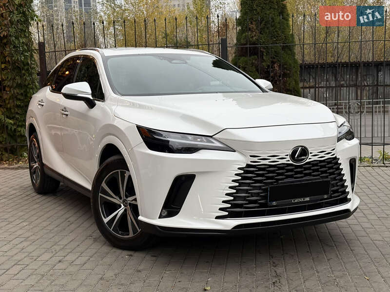 Позашляховик / Кросовер Lexus RX 2023 в  фото Позашляховик / Кросовер Lexus RX 2023 в