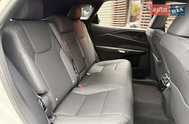 Позашляховик / Кросовер Lexus RX 2023 в  фото 12 Позашляховик / Кросовер Lexus RX 2023 в