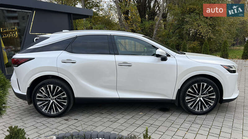 Позашляховик / Кросовер Lexus RX 2024 в Львові