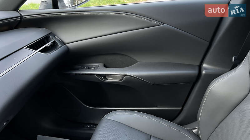 Позашляховик / Кросовер Lexus RX 2024 в Львові