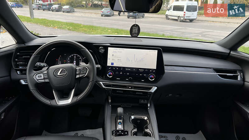 Позашляховик / Кросовер Lexus RX 2024 в Львові