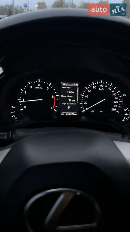 Внедорожник / Кроссовер Lexus RX 2017 в Киеве фото 10 Внедорожник / Кроссовер Lexus RX 2017 в Киеве