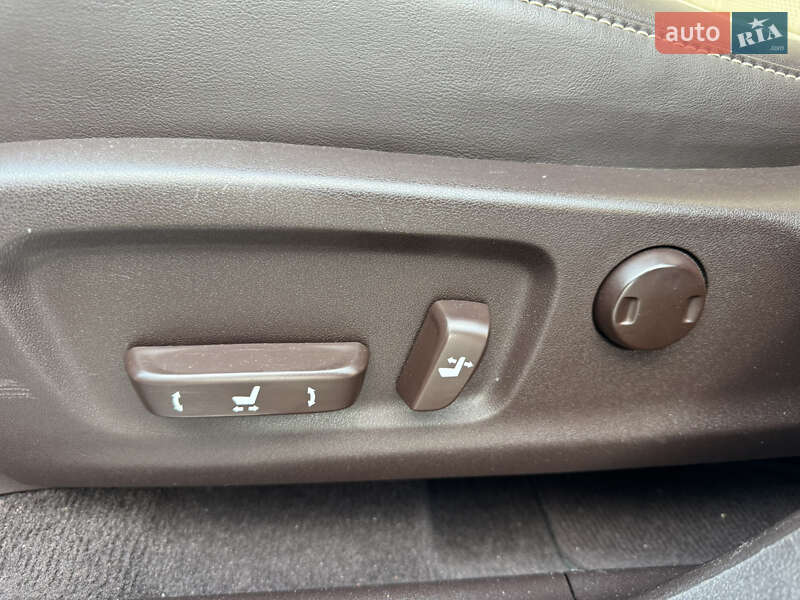 Внедорожник / Кроссовер Lexus RX 2016 в Стрые фото 13 Внедорожник / Кроссовер Lexus RX 2016 в Стрые