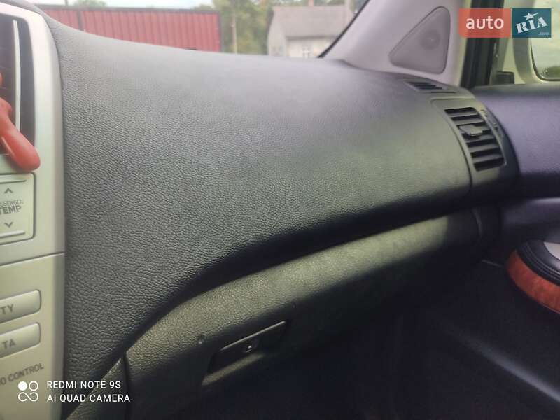 Внедорожник / Кроссовер Lexus RX 2004 в Черновцах