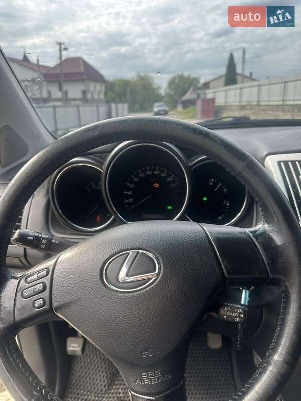 Внедорожник / Кроссовер Lexus RX 2004 в Черновцах