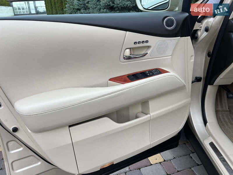 Внедорожник / Кроссовер Lexus RX 2009 в Днепре