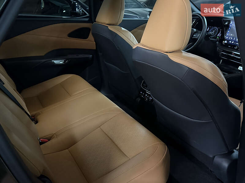 Внедорожник / Кроссовер Lexus RX 2023 в Киеве фото 48 Внедорожник / Кроссовер Lexus RX 2023 в Киеве