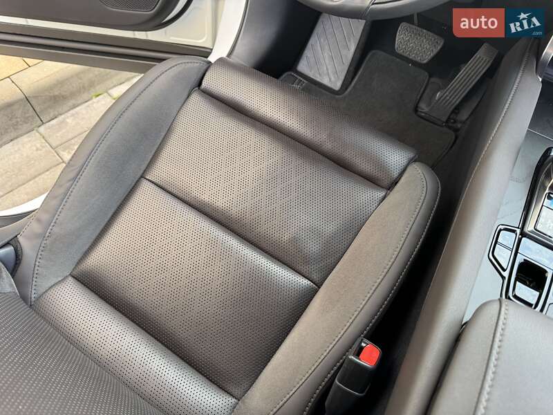 Внедорожник / Кроссовер Lexus RX 2023 в Киеве